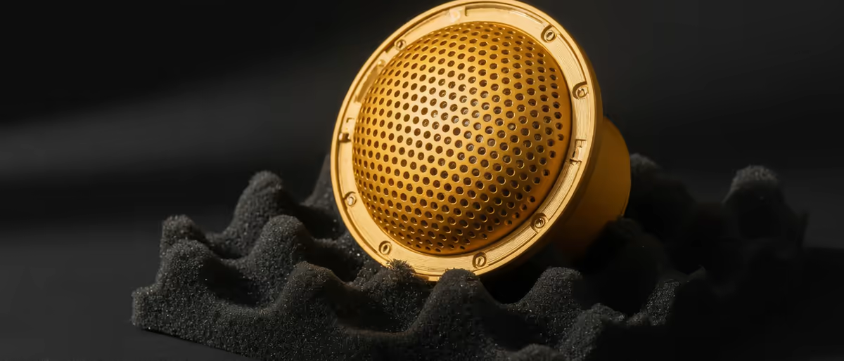 Divieti di clone Spotify e TikTok vs SoundID VoiceAI 2026